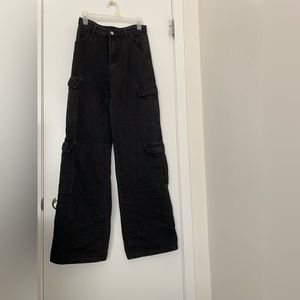 Wide Leg Cargo Jeans (Worn)